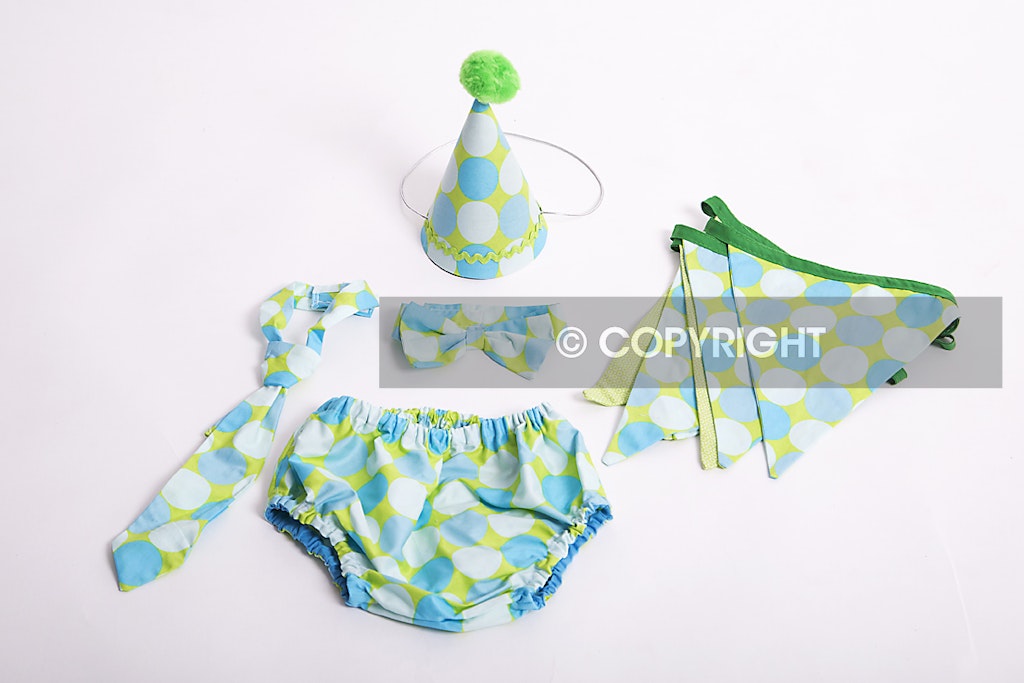 Images Unleashed Photography Cake Smash outfit 017